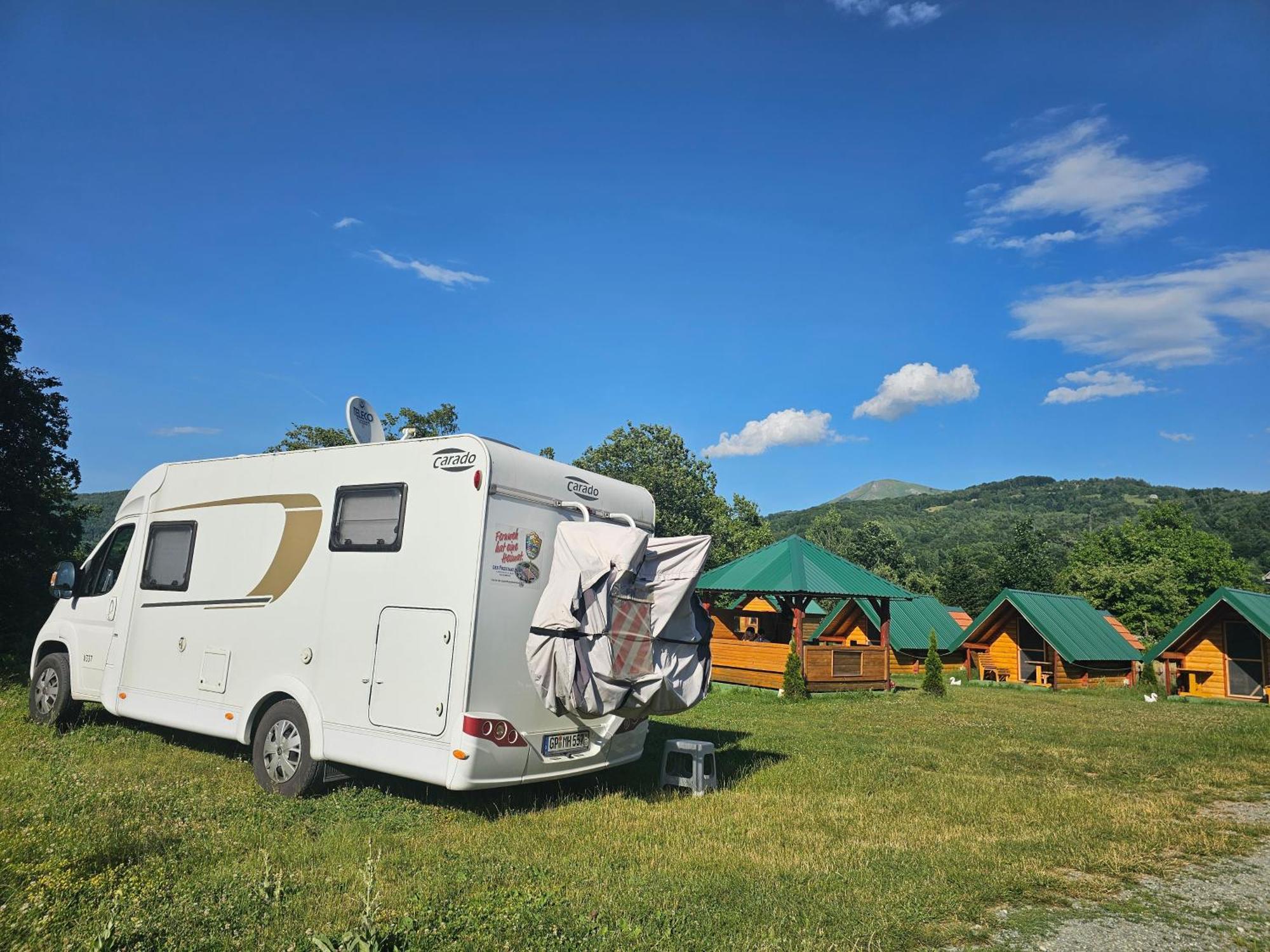 Konaci Oceva Zemlja Bungalovi Konaci Oceva Zemlja Vikendica Mojkovac Bagian luar foto