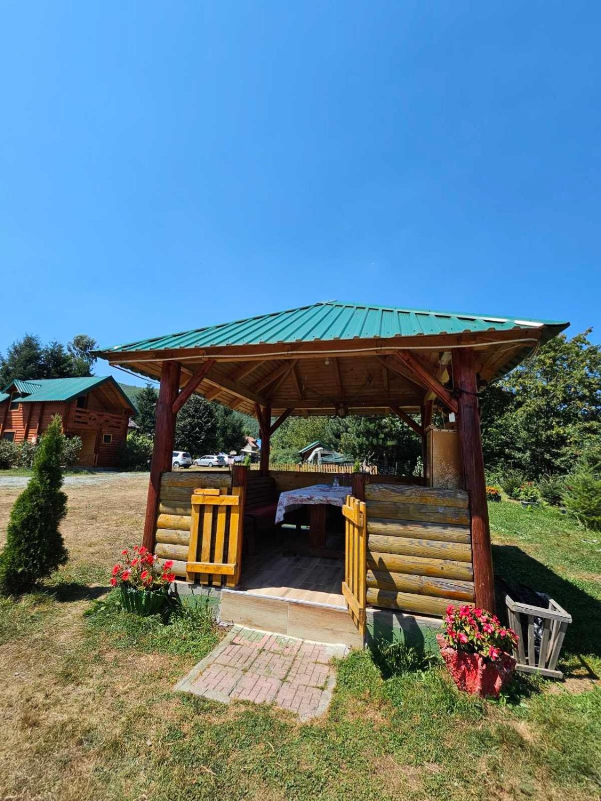 Konaci Oceva Zemlja Bungalovi Konaci Oceva Zemlja Vikendica Mojkovac Bagian luar foto